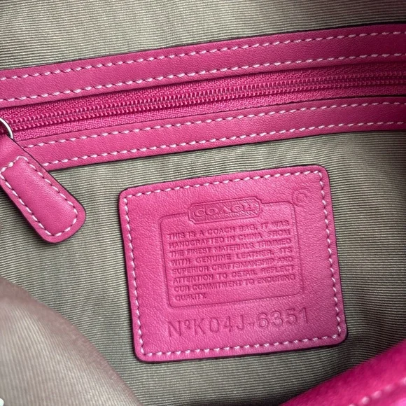 Vintage Coach Signature Hobo - Picture 5 of 5